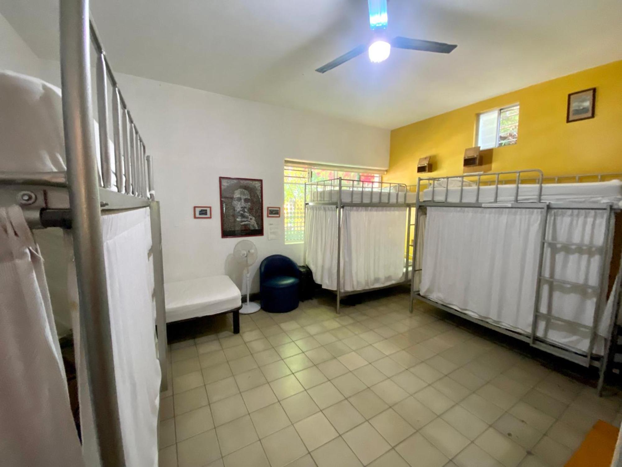 Hostel Hospedarte Chapultepec غوادالاجارا المظهر الخارجي الصورة